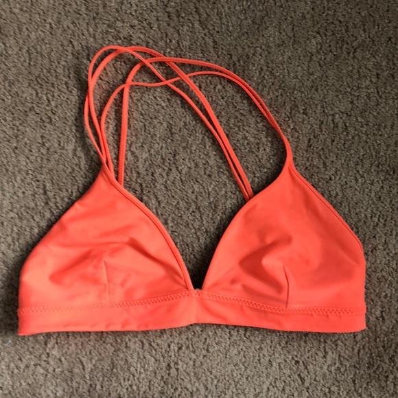 Lululemon swim top